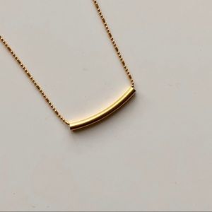 Simple gold bar necklace